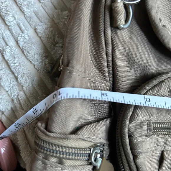 Fantasy beige backpack - Picture 3 of 8